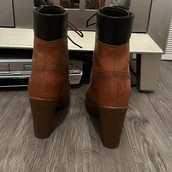 Timberland heeled booties - Picture 2 of 3